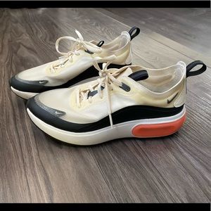 Nike Air Max Dia - Women